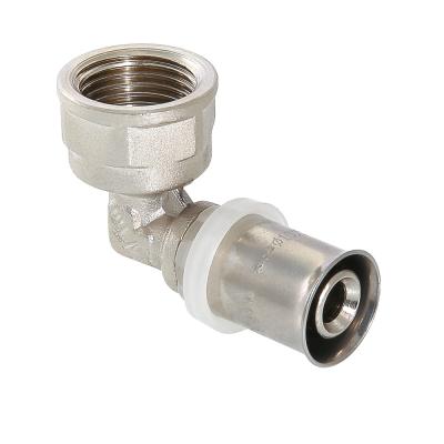 Угольник с вн.рез.32х1 пресс